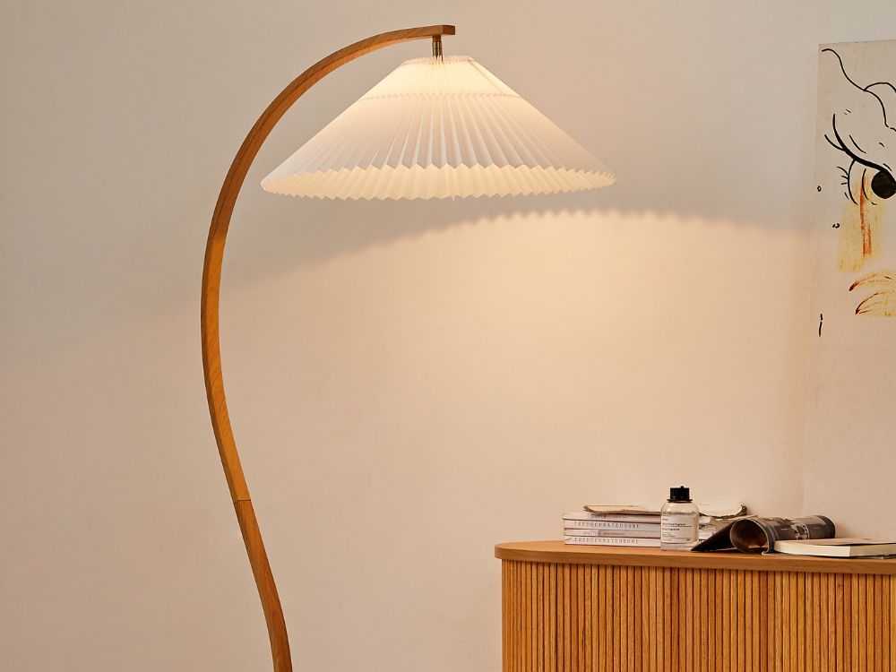 Achie Mid-Century Floor Lamp Lifely