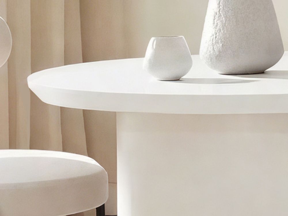 Kurtz Round Dining Table