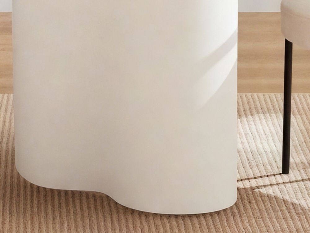 Kurtz Round Dining Table