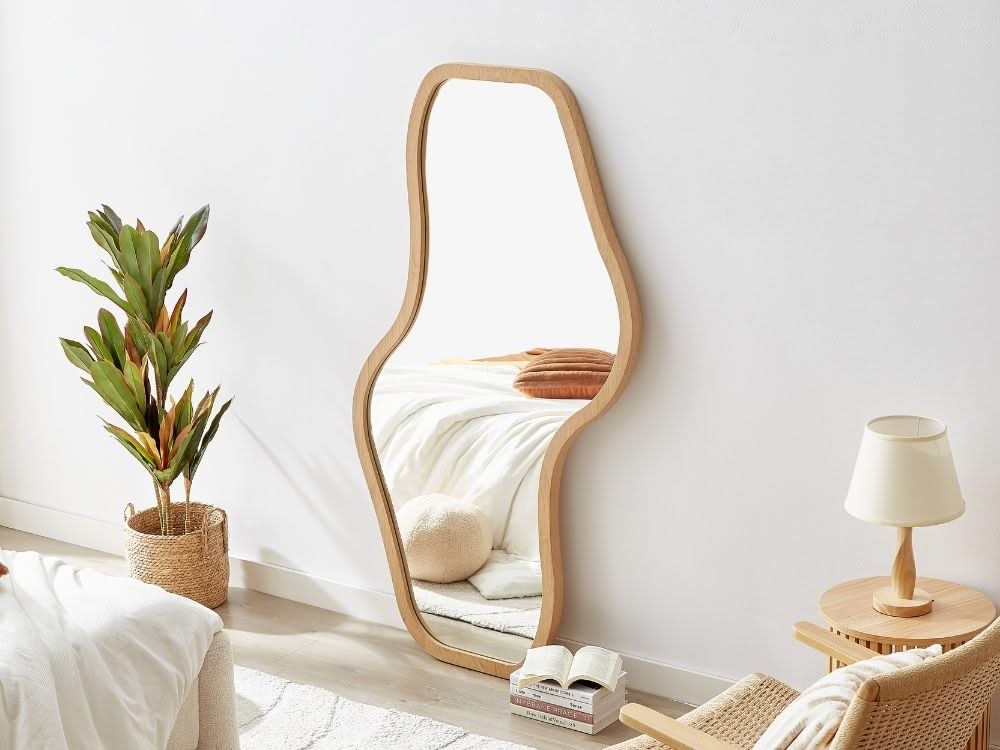 Perri Mirror