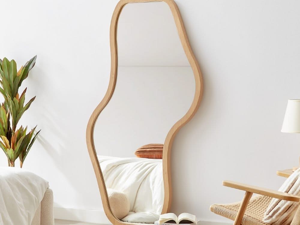 Perri Mirror