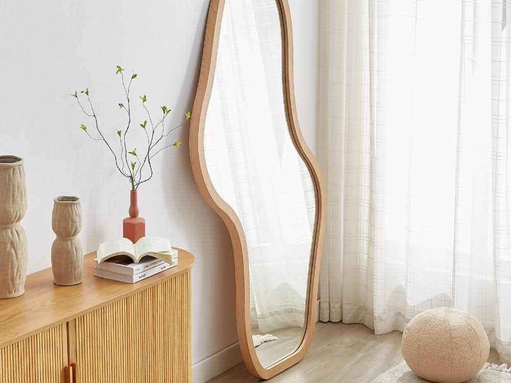 Perri Mirror