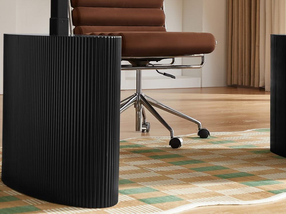 Willy Electric Height Adjustable Desk - Black